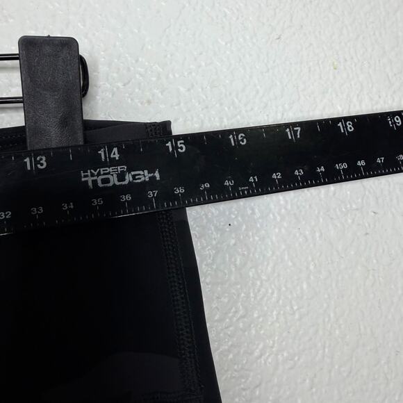 Athleta Womens Leggings Size L Black Ultimate Camo 7/8 Tight Camouflage - Picture 5 of 14